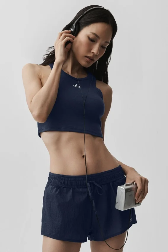 Go Time Shorts mit mittlerer Leibhöhe – Marineblau