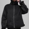 Grand-Jacke aus Kunstlammfell – Schwarz
