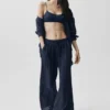 Halbtransparente „Golden Hour“-Hose mit High-Waist und geradem Bein – Marineblau