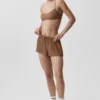 Halbtransparente „Golden Hour“-Shorts mit mittlerer Leibhöhe – Sun Kissed Brown