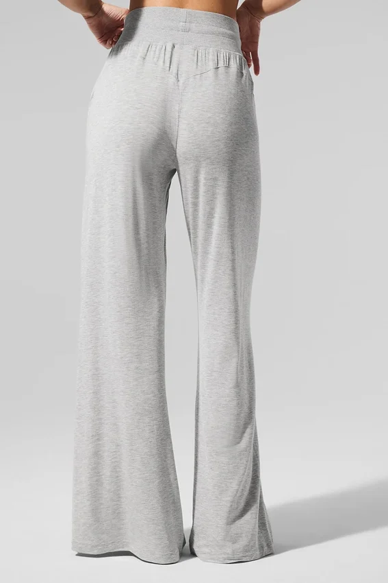 Halbtransparente, zarte Lounge-Hose mit ausgestelltem Bein – Athletic Heather Grey