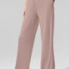 Halbtransparente, zarte Lounge-Hose mit ausgestelltem Bein – Taupe