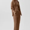 Halbtransparentes „Golden Hour“-Langarmshirt mit Knopfleiste – Sun Kissed Brown