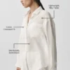 Halbtransparentes „Golden Hour“-Langarmshirt mit Knöpfen – Elfenbein