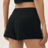 Heatwave-Shorts aus Seiden-Kaschmir mit mittlerer Leibhöhe – Schwarz
