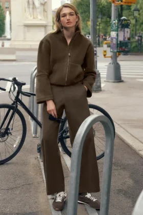 High Road Hose mit geradem Bein – Espresso