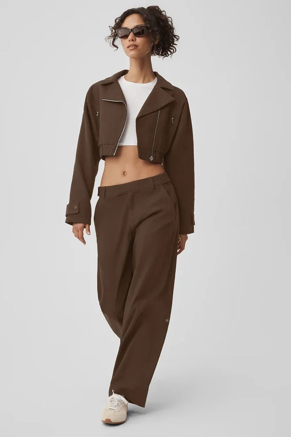 High Road Hose mit geradem Bein – Espresso