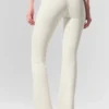 High-Waist Airbrush 7/8 Bootcut-Leggings – Elfenbein