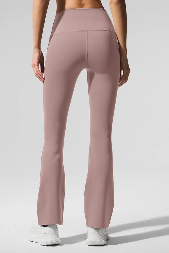 High-Waist Airbrush 7/8 Bootcut-Leggings – Taupe