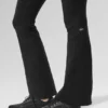 High-Waist Airbrush Leggings mit 7/8-Bootcut – Schwarz