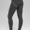 High-Waist Airbrush Leggings mit 7/8-Schnitt „Heart Throb“ – Anthrazit/Weiß