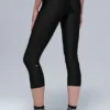 High-Waist Airlift Caprihose | Yoga-Caprihosen