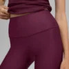 High-Waist Airlift Legging – Burgunderrot