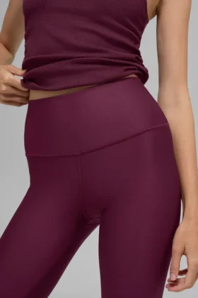 High-Waist Airlift Legging – Burgunderrot