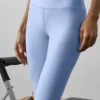 High-Waist Airlift Legging – Hellprovenceblau
