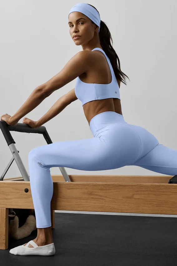 High-Waist Airlift Legging – Hellprovenceblau