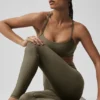High-Waist Airlift Legging – Olive Tree