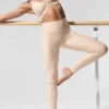 High-Waist Airlift Leggings – Macadamia