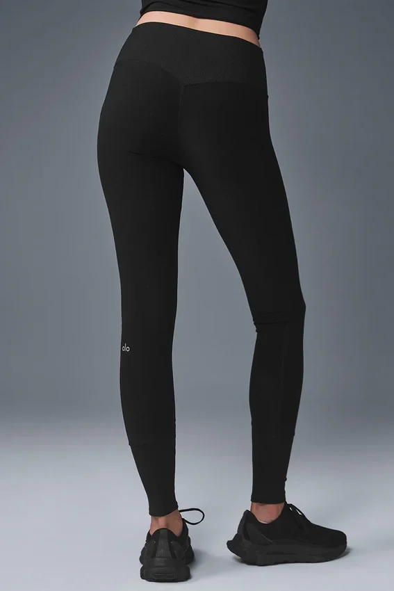 High-Waist Alosoft Lounge Leggings – Schwarz