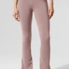 High-Waist Bootcut-Leggings – Taupe