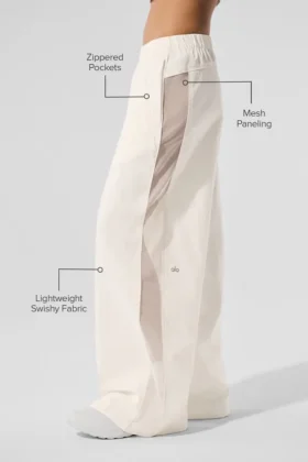 High-Waist-Jogginghose mit weitem Bein – Elfenbein