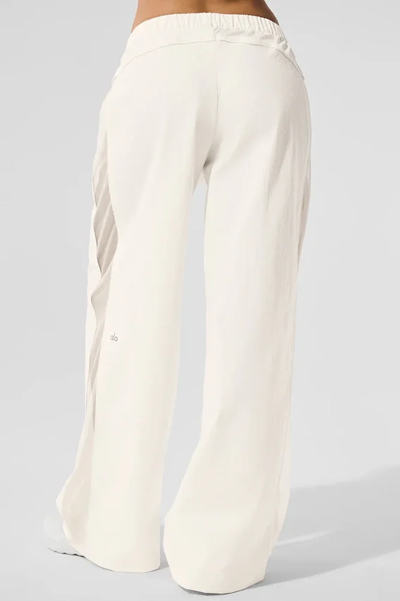 High-Waist-Jogginghose mit weitem Bein – Elfenbein