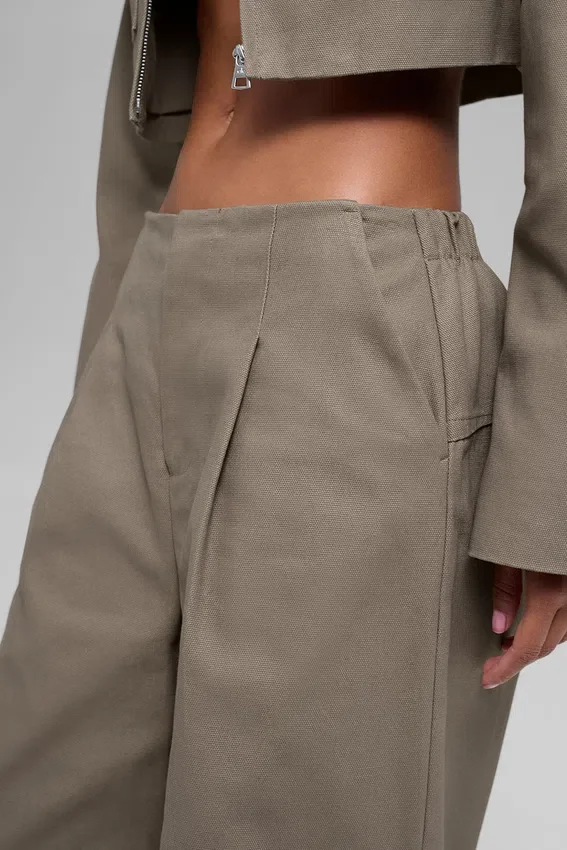 High-Waist „Main Character“-Hose mit weitem Bein – Light Cocoa