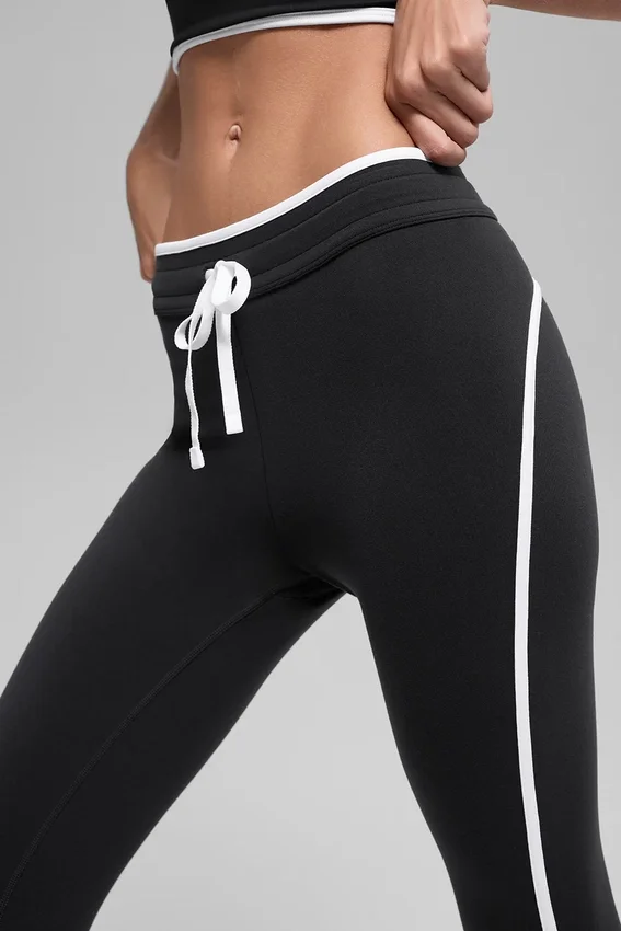 High-Waist Race Pace 7/8 Leggings – Schwarz/Weiß