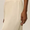 High-Waist-Radiance-Hose aus Seidenmischung – Sandy Beige