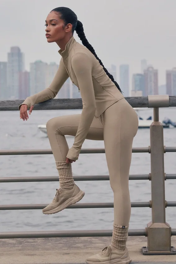 High-Waist Sleek Legging – Gravel