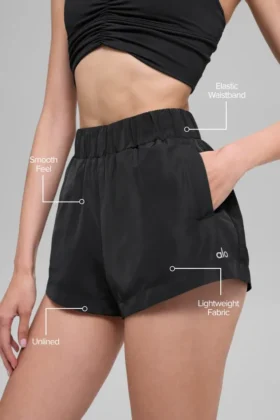 High-Waist Socialite-Shorts – Schwarz