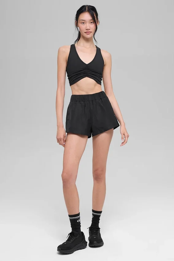 High-Waist Socialite-Shorts – Schwarz