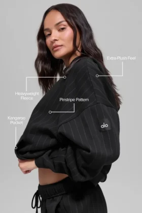 Hoodie mit Nadelstreifen – Schwarze Nadelstreifen