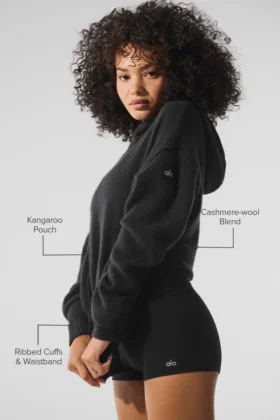 Hoodie „New Class“ aus Wolle und Kaschmir – Schwarz