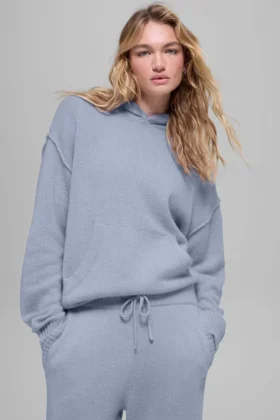 Hoodie „New Class“ aus Wolle und Kaschmir – Winter Frost