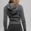 Hoodie „Noble“ aus Wolle und Kaschmir mit Rippstruktur und durchgehendem Reißverschluss – Platingrau