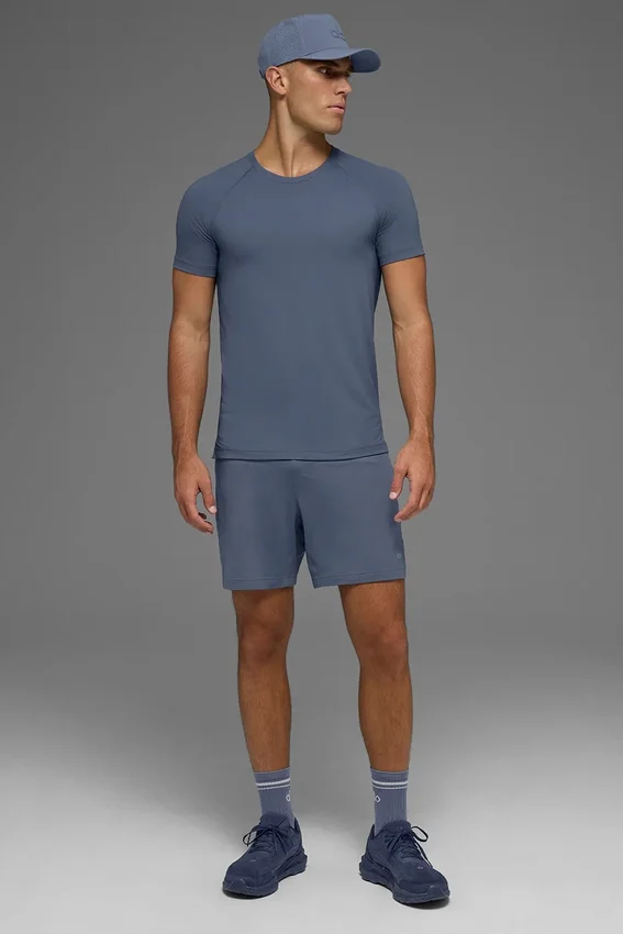 Idol Rundhals-T-Shirt mit Kurzarmshirts – Bluestone