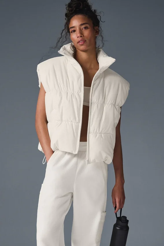 Incline Puffer-Weste – Elfenbein