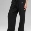 Jogginghose mit geradem Bein und Nadelstreifen – Black Pinstripe