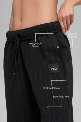 Jogginghose mit geradem Bein und Nadelstreifen – Black Pinstripe