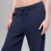 Jogginghose „New Class“ mit High-Waist aus Wolle und Kaschmir – Marineblau