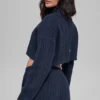 Kabelgestrickter, verkürzter Winter Bliss-Rollkragenpullover mit Langarmshirts – Navy