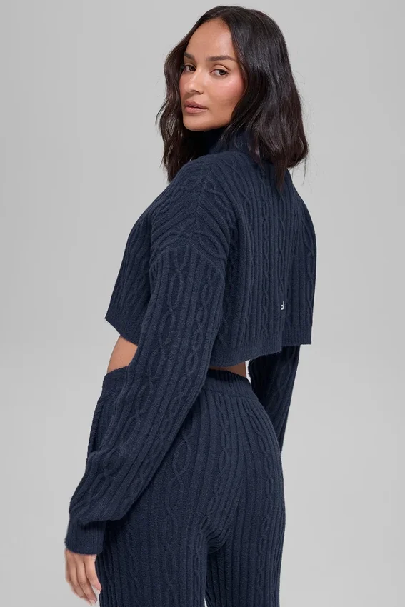 Kabelgestrickter, verkürzter Winter Bliss-Rollkragenpullover mit Langarmshirts – Navy