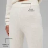 Kaschmir-High-Waist-Hose mit flauschigem Waffelmuster – Elfenbein