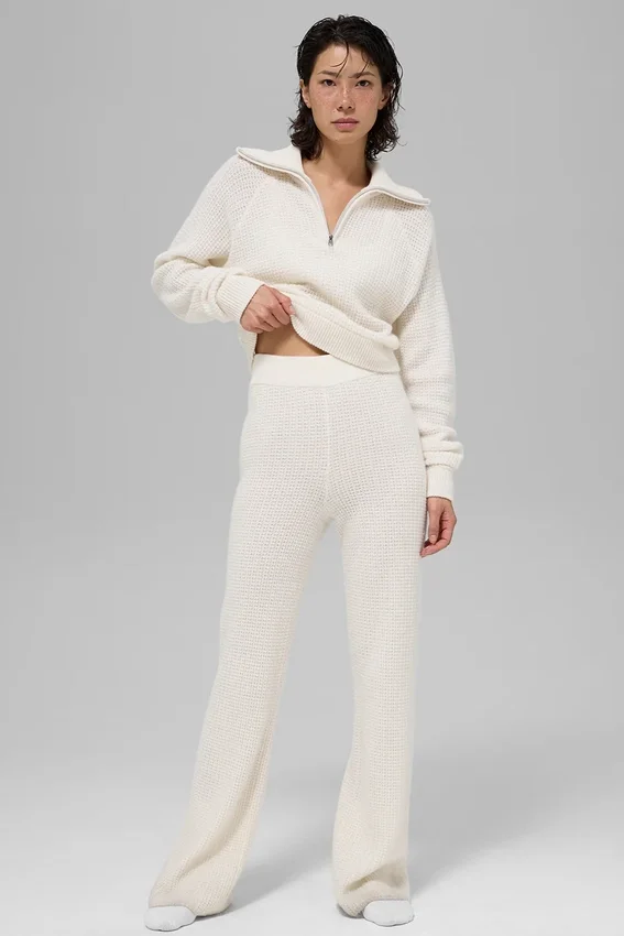 Kaschmir-High-Waist-Hose mit flauschigem Waffelmuster – Elfenbein
