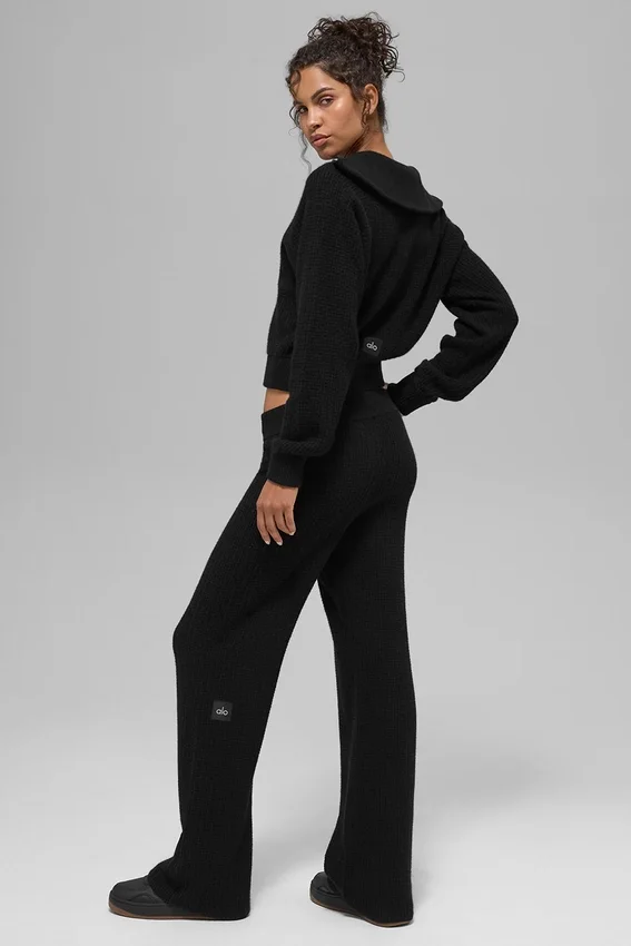 Kaschmir-High-Waist-Hose mit plüschigem Waffelstrick – Schwarz