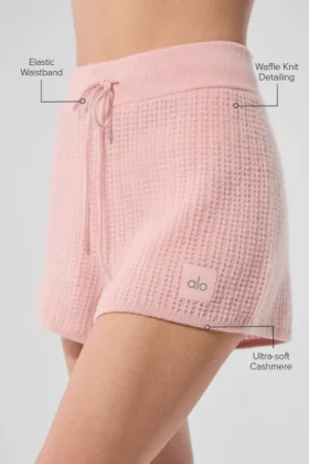Kaschmir-High-Waist-Shorts aus flauschigem Waffelpiqué – Pink Quartz