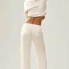 Kaschmir-Hose „Northstar“ mit High-Waist und geradem Bein – Elfenbein