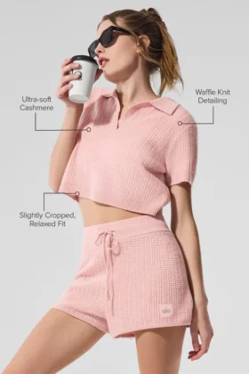 Kaschmir-Polo-Shirt mit Plüsch-Waffelstruktur – Pink Quartz