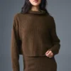 Kaschmir-Pullover mit Rollkragen und Waffelstruktur – Espresso